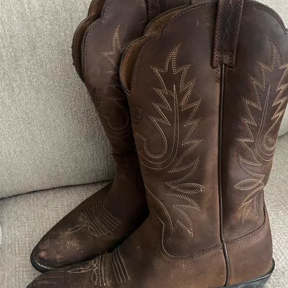 Ariat Classic Tan Leather Boots Women - Picture 6 of 8